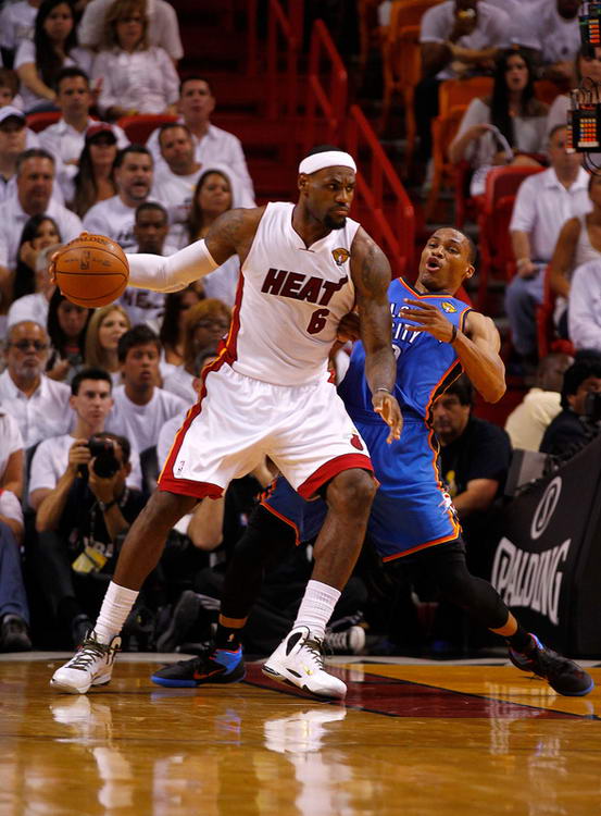  希尔德神勇发挥国王击败鹈鹕冲季后赛资