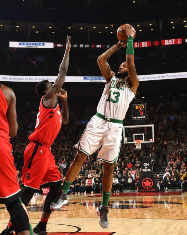  杰伦布朗暴扣连连凯尔特人战胜公牛